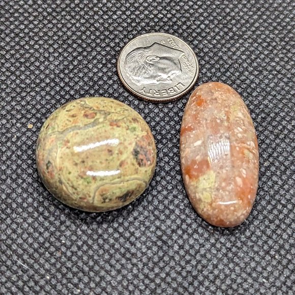 Two large cabochons - Picture 2 of 2